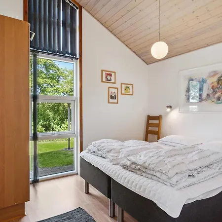 Casa vacanze Cozy In Tarm With Kitchen Hemmet