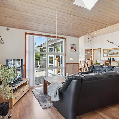 Casa vacanze Cozy In Tarm With Kitchen *